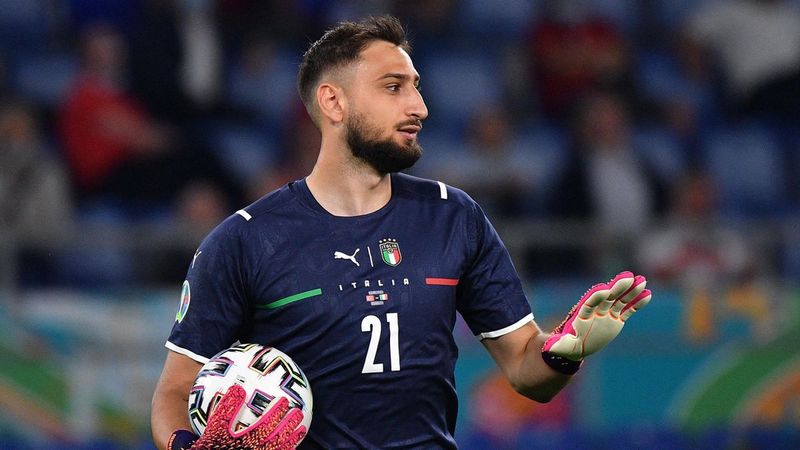 Thủ môn PSG Donnarumma người gác đền đội bóng hoàng gia